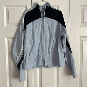 Nike Woman’s light zip up jacket